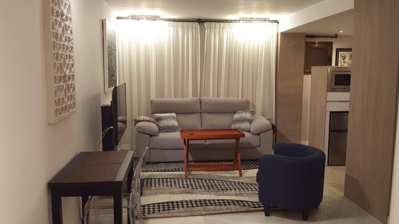 Malagueta Playa 11 Apartment Malaga Bagian luar foto