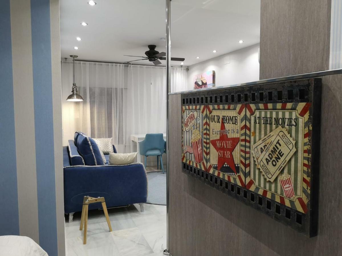 Malagueta Playa 11 Apartment Malaga Bagian luar foto