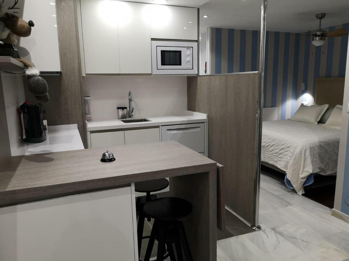 Malagueta Playa 11 Apartment Malaga Bagian luar foto