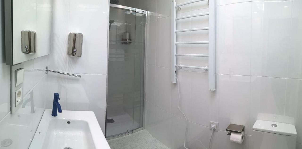 Malagueta Playa 11 Apartment Malaga Bagian luar foto